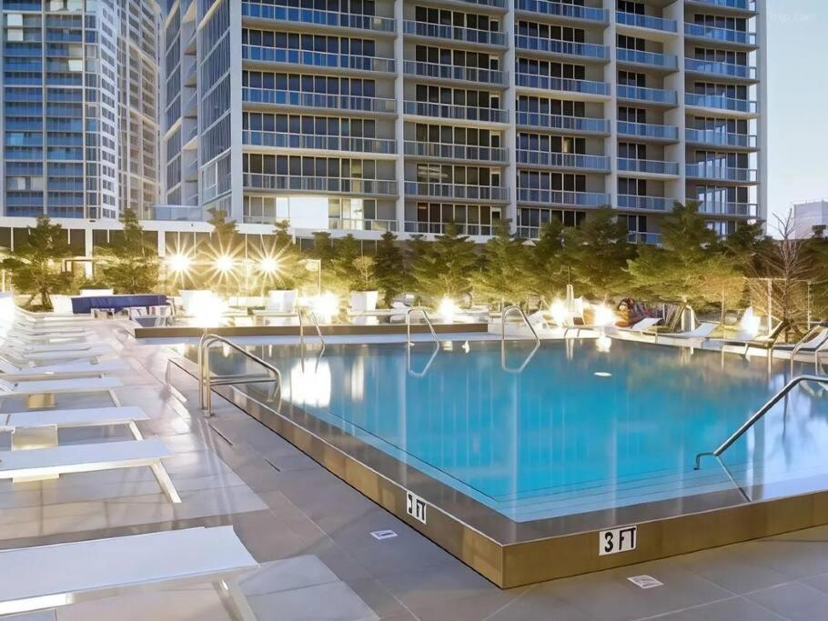W Hotel Luxury High Rise Miami Esterno foto