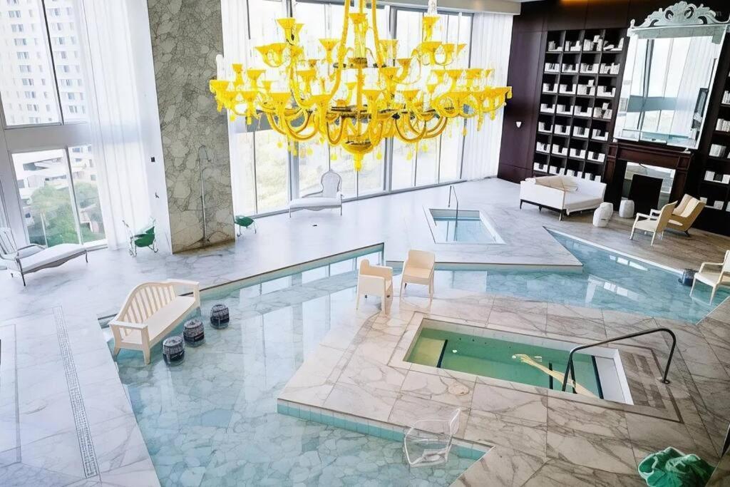 W Hotel Luxury High Rise Miami Esterno foto