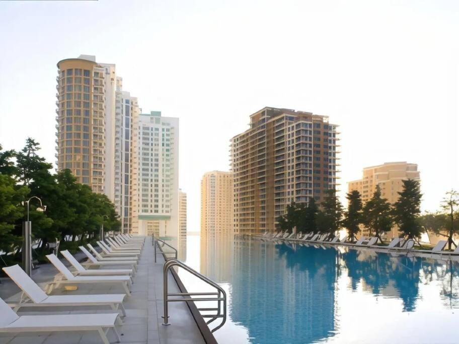 W Hotel Luxury High Rise Miami Esterno foto